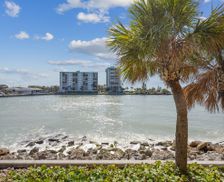 United States Florida Treasure Island vacation rental compare prices direct by owner 24899215