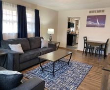 United States Illinois Rockford vacation rental compare prices direct by owner 3064300
