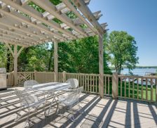 United States Virginia Huddleston vacation rental compare prices direct by owner 1796153