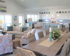 United States Texas Crystal Beach vacation rental compare prices direct by owner 2567112