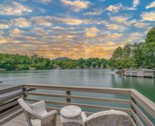 United States North Carolina Lake Lure vacation rental compare prices direct by owner 1787019