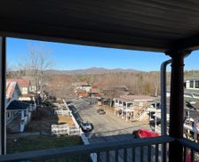 United States New York North Creek vacation rental compare prices direct by owner 10197072