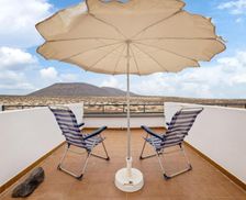 Spain Canarias Caleta del Sebo vacation rental compare prices direct by owner 23582104