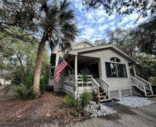 United States South Carolina Saint Helena Island vacation rental compare prices direct by owner 10174752