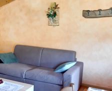 Italy Valle d'Aosta Aymavilles vacation rental compare prices direct by owner 11087281