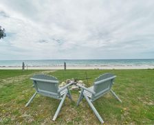 United States Michigan St. Ignace vacation rental compare prices direct by owner 23600060