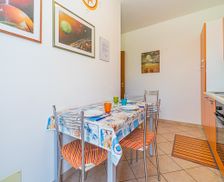 Italy Tuscany Capoliveri vacation rental compare prices direct by owner 10943332