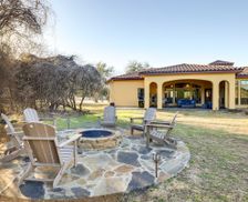 United States Texas Canyon Lake vacation rental compare prices direct by owner 10943113