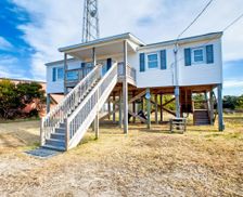 United States North Carolina Hatteras vacation rental compare prices direct by owner 22836915