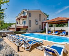 Croatia Split-Dalmatia Kastel Novi vacation rental compare prices direct by owner 11955879