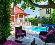 Croatia Splitsko-dalmatinska županija Vedrine vacation rental compare prices direct by owner 24911949