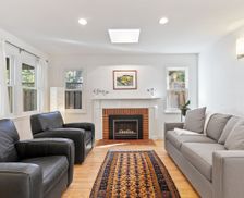 United States California Palo Alto vacation rental compare prices direct by owner 12095218