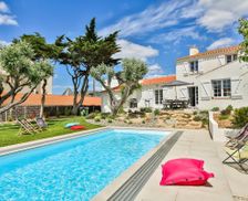 France Pays de la Loire Saint-Hilaire-de-Riez vacation rental compare prices direct by owner 11570963