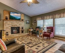 United States Tennessee Sevierville vacation rental compare prices direct by owner 2984139