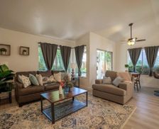 United States California Sacramento vacation rental compare prices direct by owner 11628381