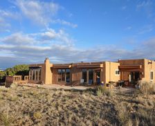 United States New Mexico Santa Fe vacation rental compare prices direct by owner 9347434