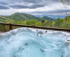United States North Carolina Macon County vacation rental compare prices direct by owner 9347455