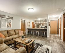 United States South Dakota Lead vacation rental compare prices direct by owner 9528321