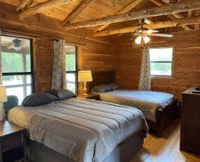 United States Texas Kingsbury vacation rental compare prices direct by owner 10162669