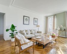 France Île-de-France Neuilly-sur-Seine vacation rental compare prices direct by owner 11955081