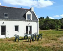 France Bretagne Sauzon vacation rental compare prices direct by owner 9333177