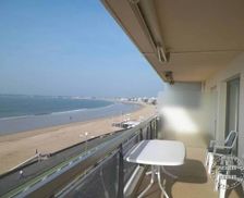 France Pays de la Loire La Baule-Escoublac vacation rental compare prices direct by owner 27271305