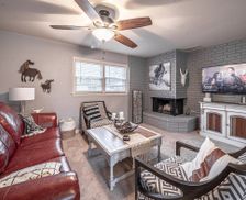 United States Texas Lubbock vacation rental compare prices direct by owner 10182264