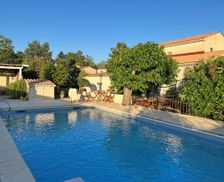 France Provence-Alpes-Côte d'Azur L'Isle-sur-la-Sorgue vacation rental compare prices direct by owner 10164677