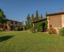 Italy Toscana Peccioli vacation rental compare prices direct by owner 10139116