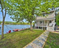 United States New York Lake Luzerne vacation rental compare prices direct by owner 10124807