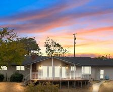 United States California Loomis vacation rental compare prices direct by owner 11154101