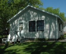 United States Wisconsin Fox Lake vacation rental compare prices direct by owner 10182274