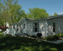 United States Wisconsin Fox Lake vacation rental compare prices direct by owner 10170315