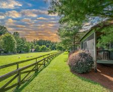 United States North Carolina Flat Rock vacation rental compare prices direct by owner 23614404