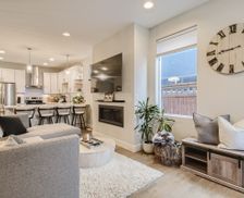 United States Colorado Denver vacation rental compare prices direct by owner 24599736