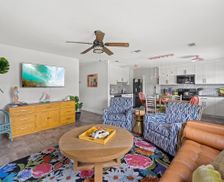 United States Florida Cocoa Beach vacation rental compare prices direct by owner 13796291