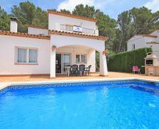 Spain Gerona / Girona L'Escala vacation rental compare prices direct by owner 5524409