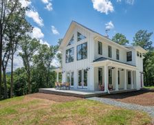 United States Virginia Afton vacation rental compare prices direct by owner 29944070