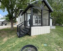 United States Texas Kerrville vacation rental compare prices direct by owner 29660561