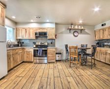 United States Idaho Pocatello vacation rental compare prices direct by owner 24619457