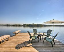 United States Texas Hawkins vacation rental compare prices direct by owner 24886203