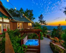 United States California Oakhurst vacation rental compare prices direct by owner 23665117