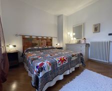 Italy Lombardia Dongo vacation rental compare prices direct by owner 24726383