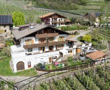 Italy Trentino-Alto Adige Algund vacation rental compare prices direct by owner 11981091