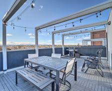 United States Colorado Denver vacation rental compare prices direct by owner 11902878