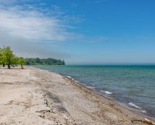 United States New York Sodus Point vacation rental compare prices direct by owner 20338599