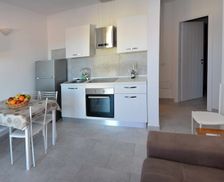 Italy Sardegna Porto Pozzo vacation rental compare prices direct by owner 6996661