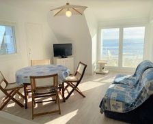 France Bretagne Quiberon vacation rental compare prices direct by owner 15675302