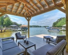 United States North Carolina Huntersville vacation rental compare prices direct by owner 23689897