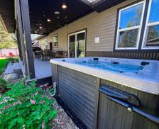 United States Montana Whitefish vacation rental compare prices direct by owner 24930977